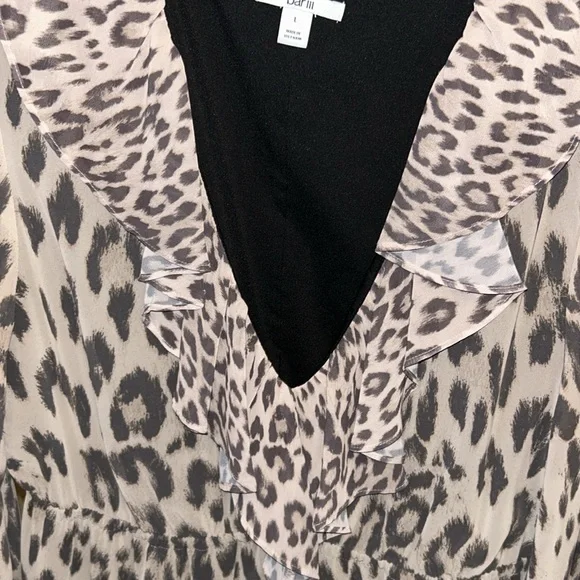 Ruffle trim leopard baby doll dress - Picture 2 of 5